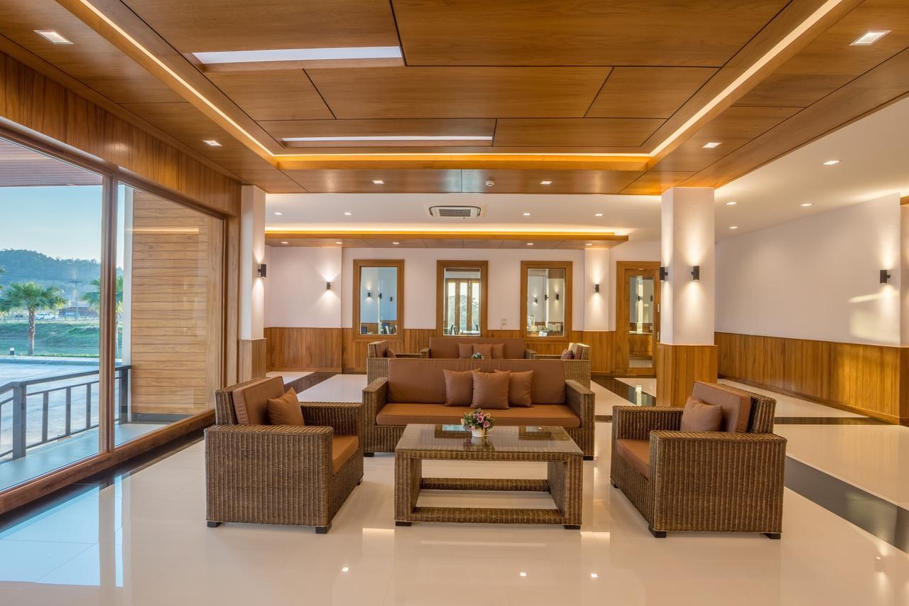 Sann View Hotel Thoeng Exterior foto
