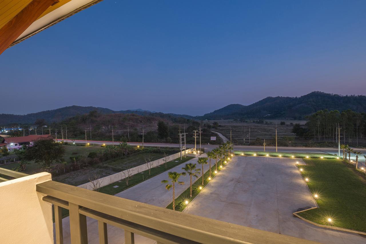 Sann View Hotel Thoeng Exterior foto
